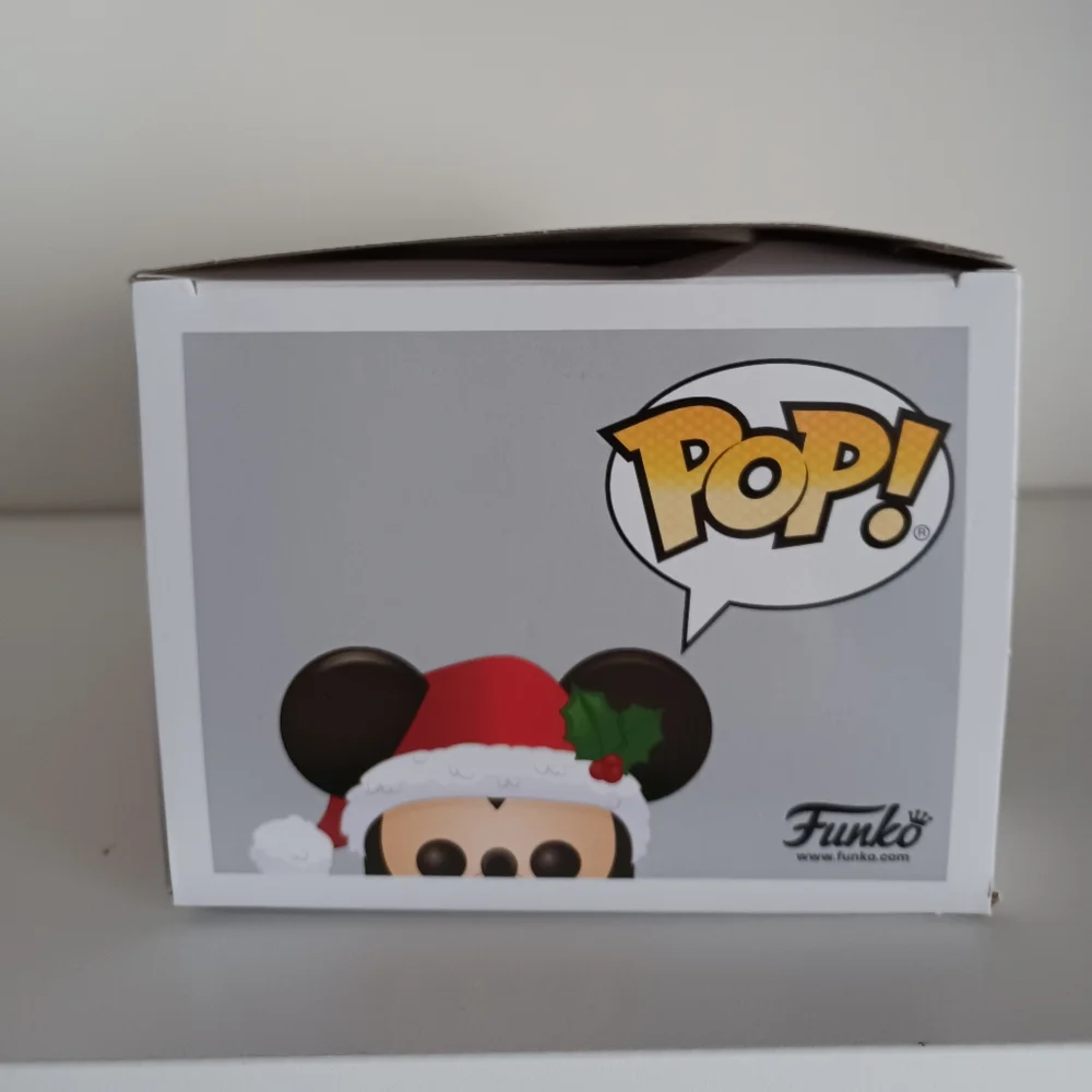 Mickey Mouse Santa Christmas Holiday 612 Vinyl Figure Funko Pop Collectible Toy